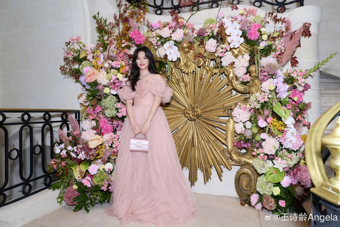 杰西·艾森伯格捐肾陌生人:利他之举背后的温暖力量