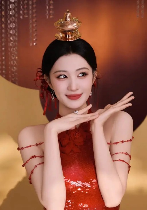 40岁周秀娜近况曝光！遭富豪控告故意炒作两人关系，更多恋情绯闻被扒